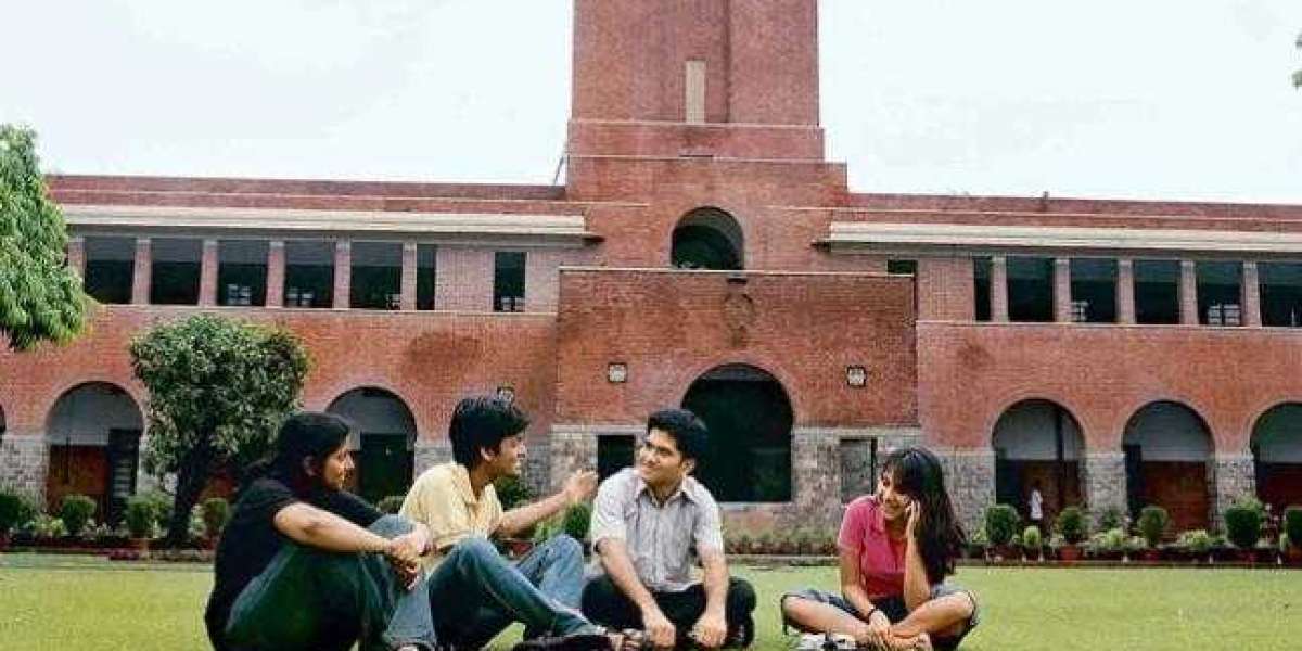 How Studying at the Best Engineering Colleges in India help Build an Impactful Career
