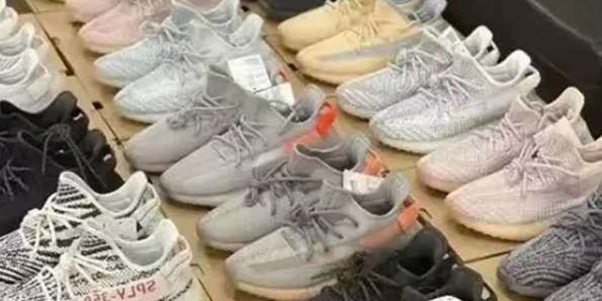 Yeezy亞洲限定與美洲限定的區別