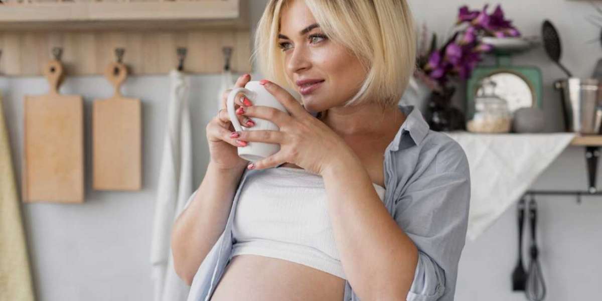 Safeguarding Your Glow: The Best Skincare Ingredients for Moms-to-Be